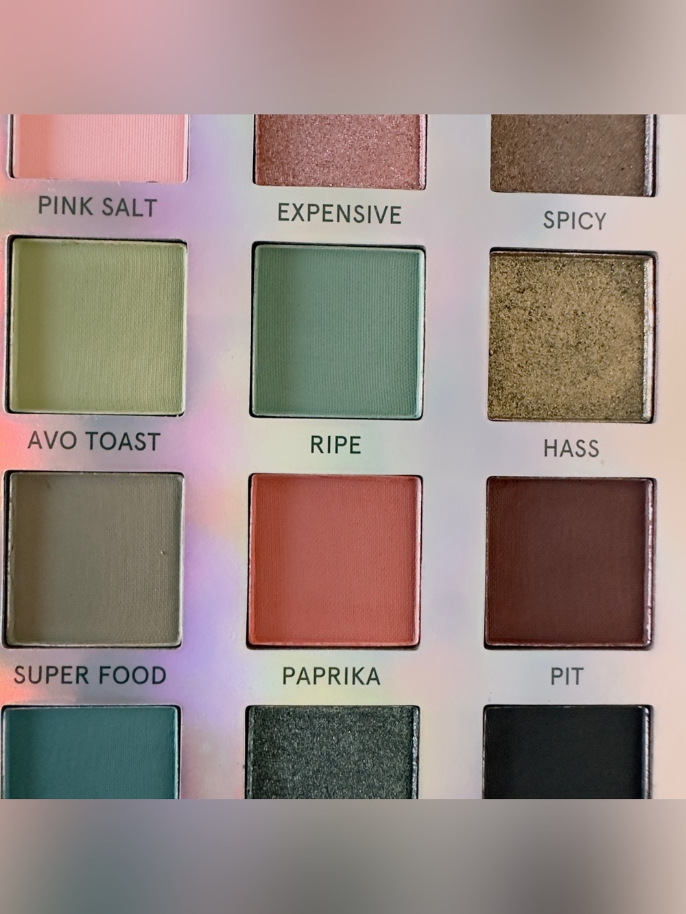 Lot of 4 BH Cosmetics 16-Color Eyeshadow Palettes: Weekend Vibes & Travel Series - Picture 8 of 13